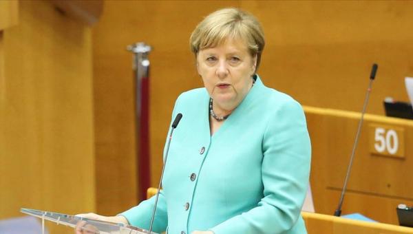 Merkel&#039;den bütçeyi kurtarma 